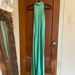 Elegant Green Halter Neck Maxi Dress